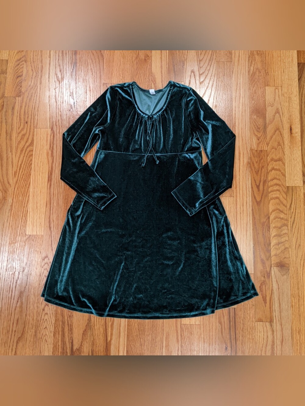 Old Navy Green Velvet Girls' Long Sleeve Dress Size XL